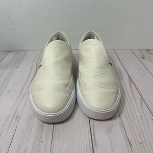 Nike Blazer City Ease Sneakers